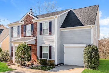 2032 PIMPERNEL RD CHARLOTTE, NC 28213